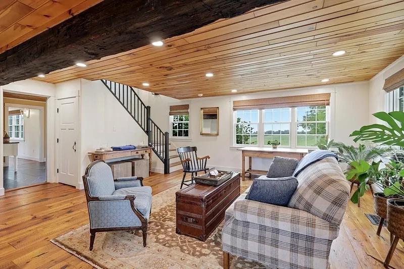 54 Patten Road Photo 21