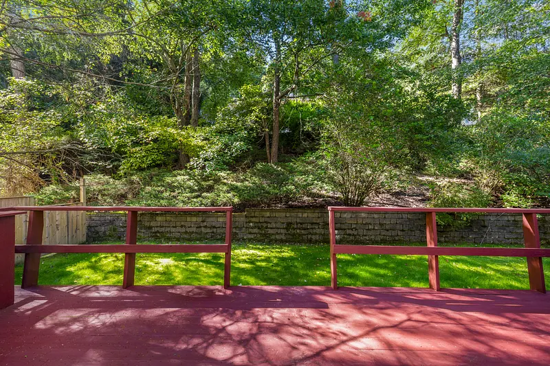 2 Deer Ridge Road Photo 18