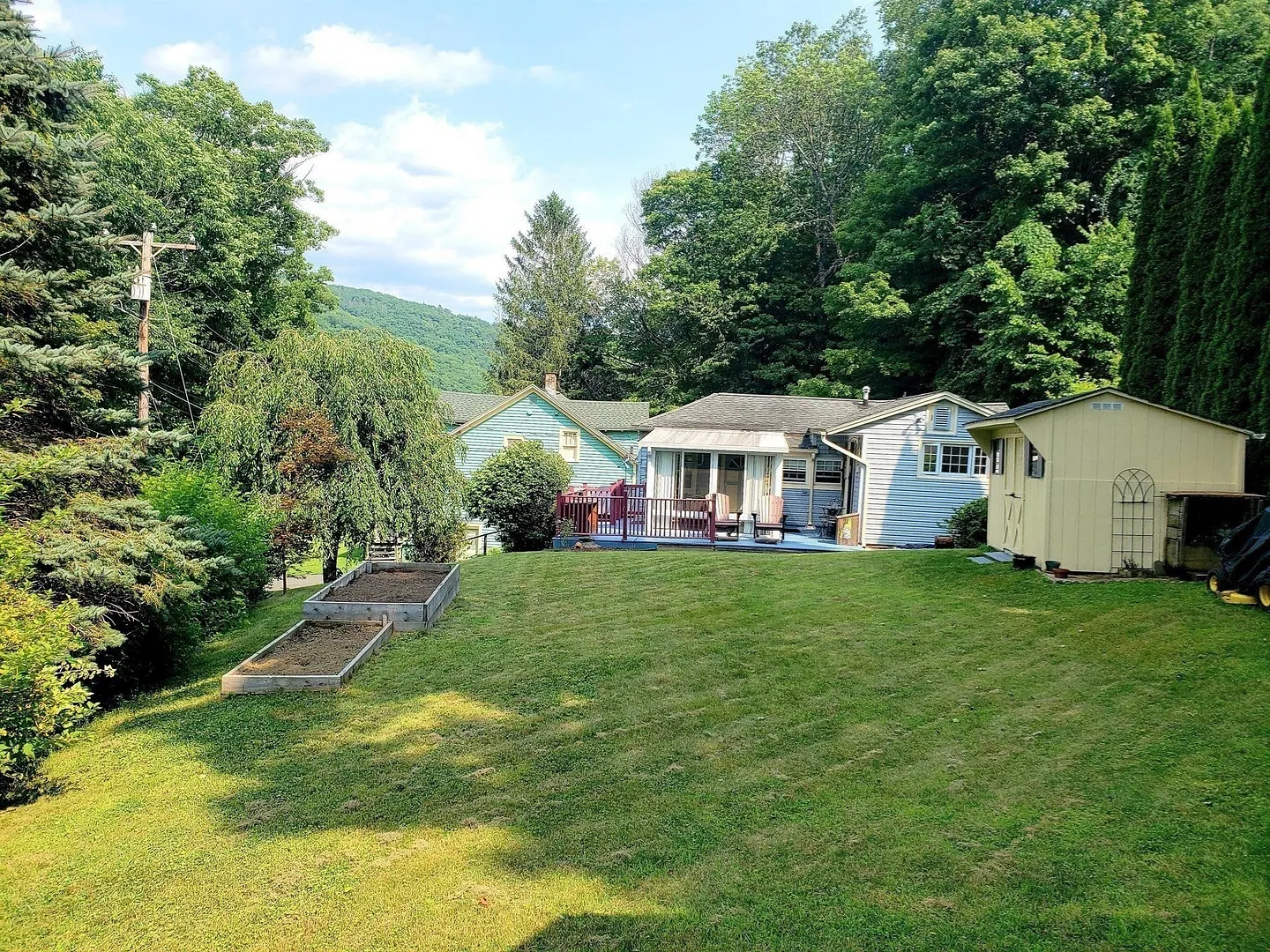 28 Hampden St Photo 6