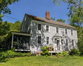 95 Town Hill Rd
