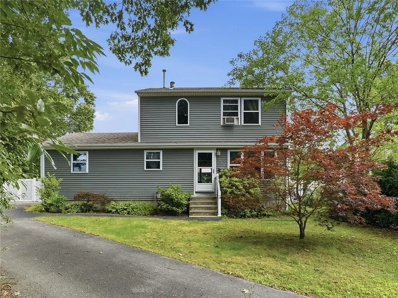 224 Sargent Street Photo 1