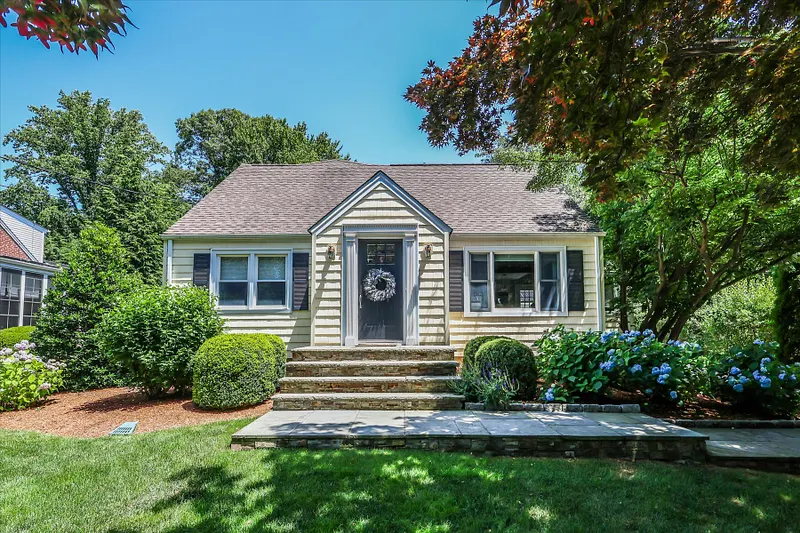 30 Oriole Lane Photo 2