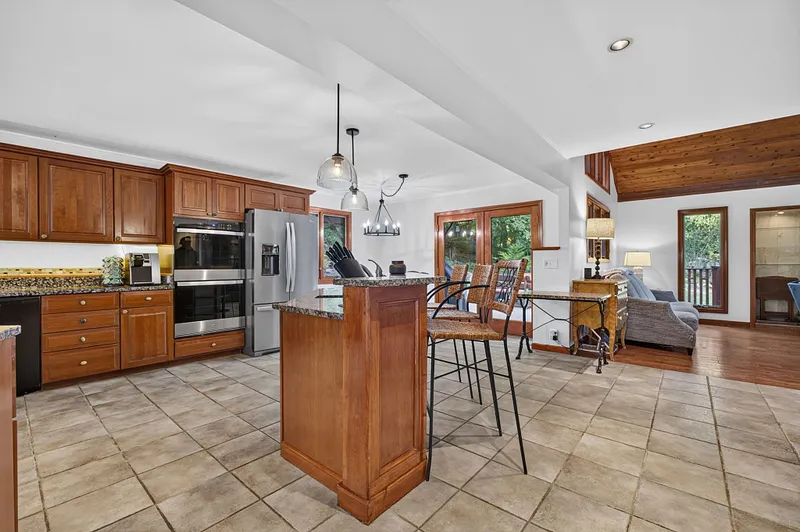 5 Connally Drive Photo 4
