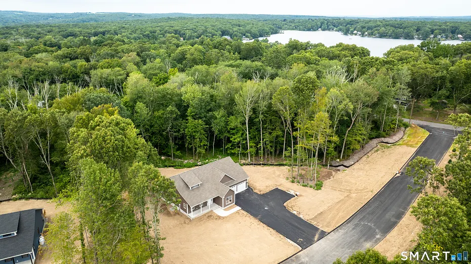 18 Spring Hill Lane Photo 30