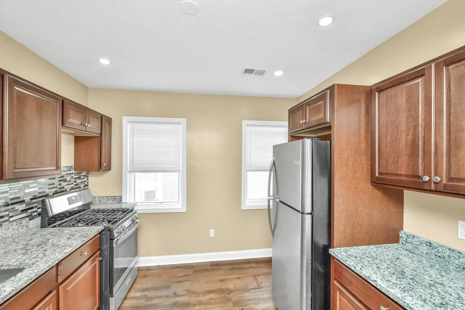 15 Kenberma Road  #2 Photo 14