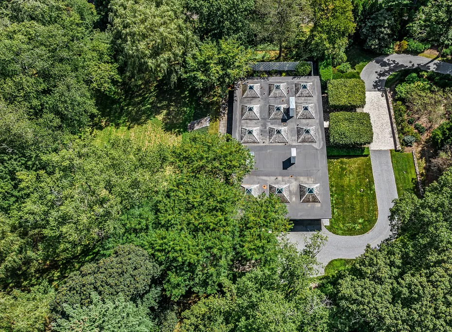 565 Oenoke Ridge Photo 33