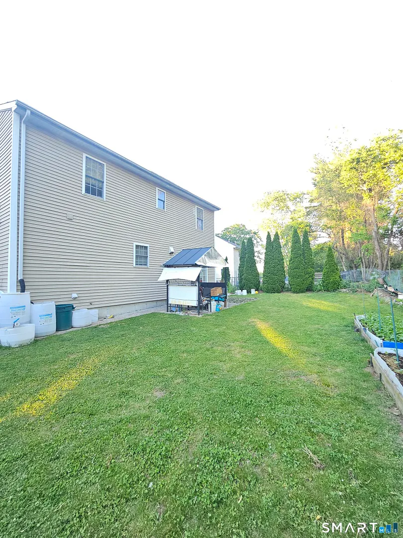 54 Alice Street Photo 31