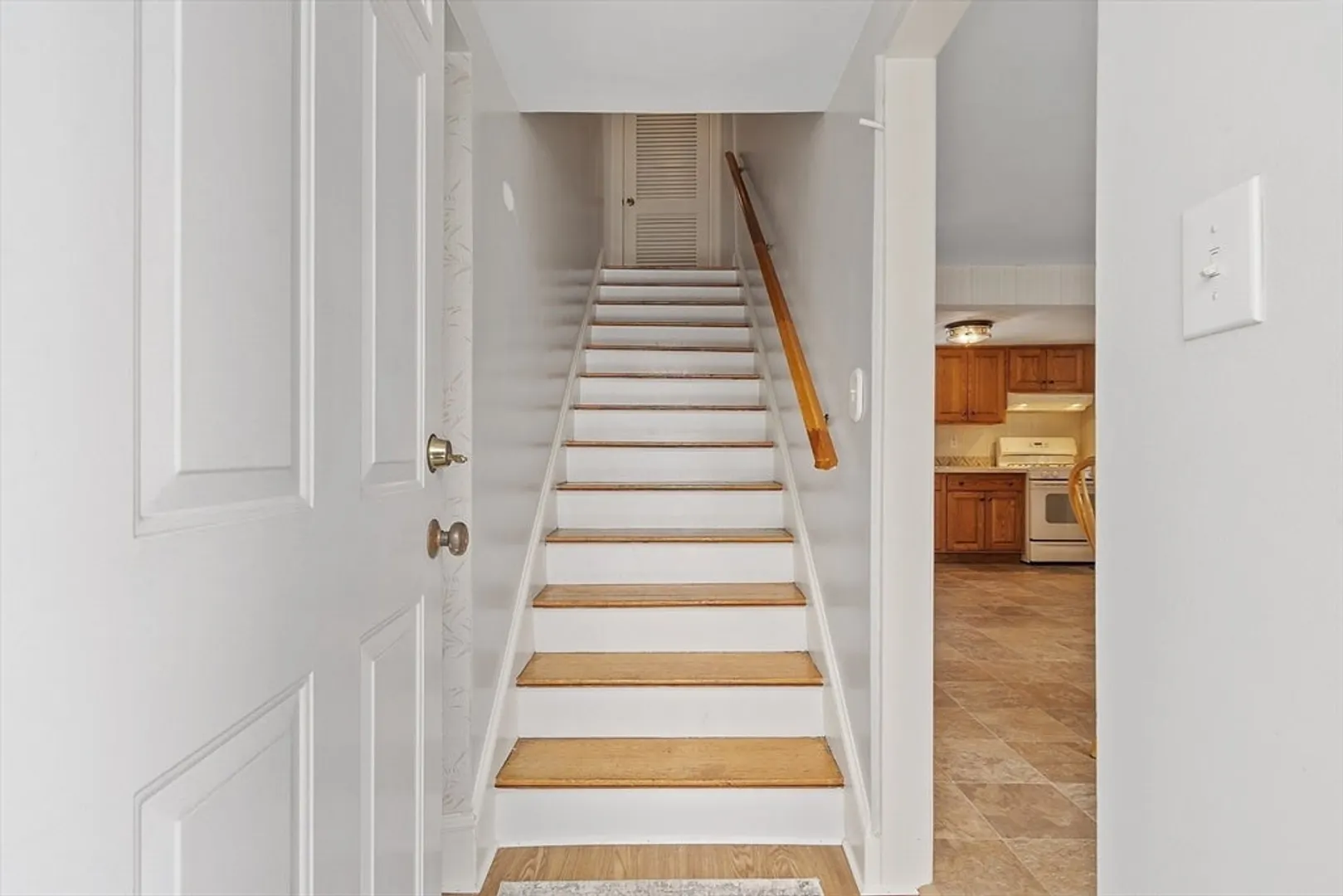 28 Birch Ave Photo 20