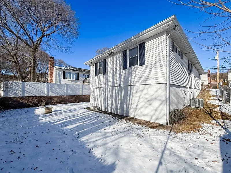 31 Millard Ave Photo 40