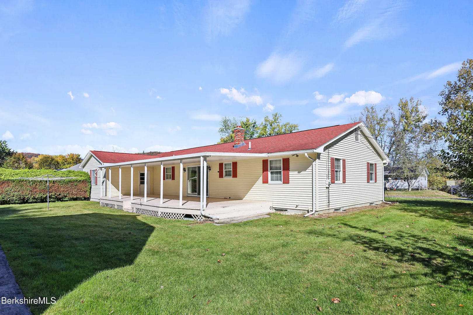 64 Devonshire Dr Photo 61