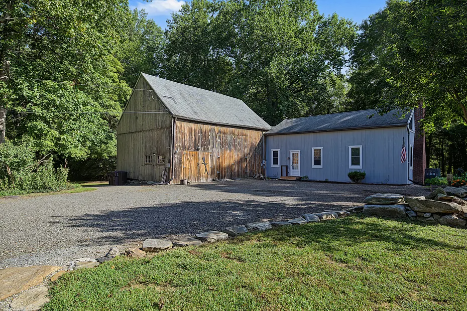 150 Race Hill Road Photo 26