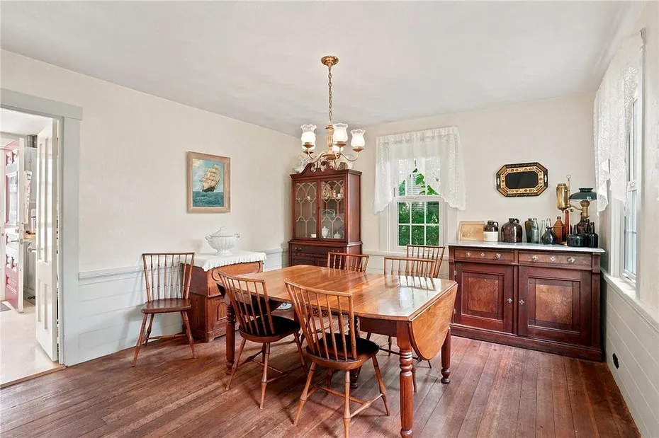 362 Abbott Run Valley Road Photo 14