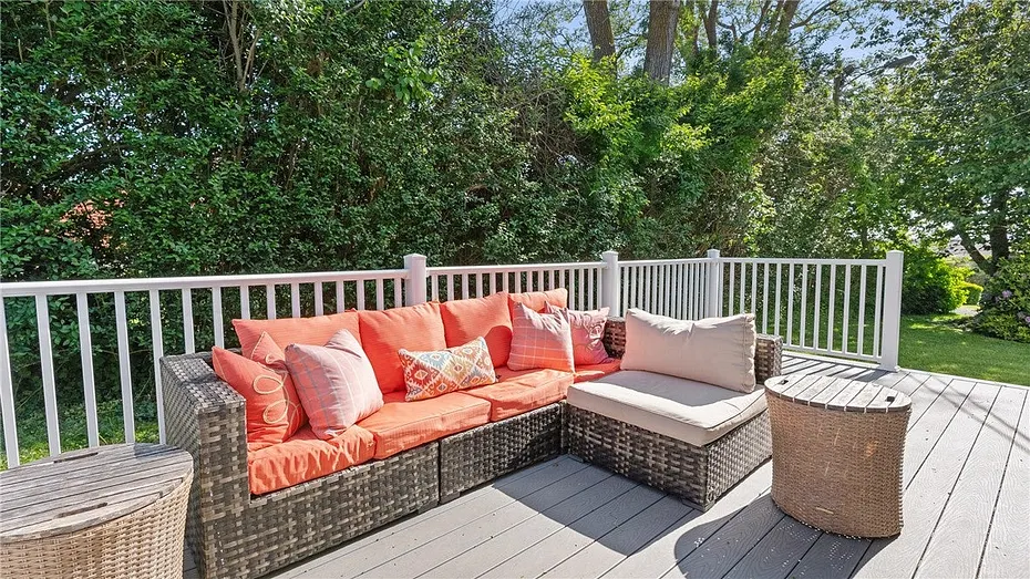 152 Tuckerman Avenue  #7 Photo 31
