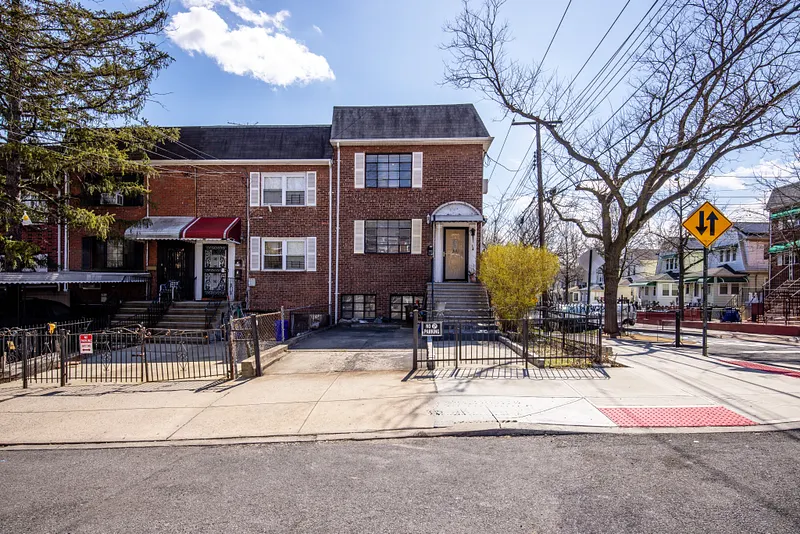 1774 Pitman Avenue Photo 25
