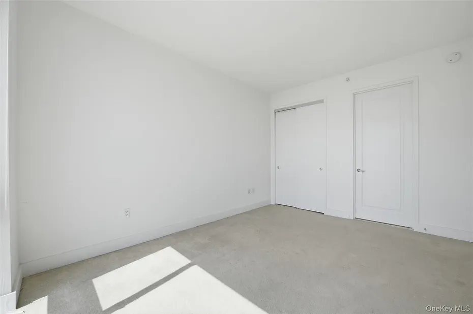 175 Huguenot Street  #2602 Photo 9