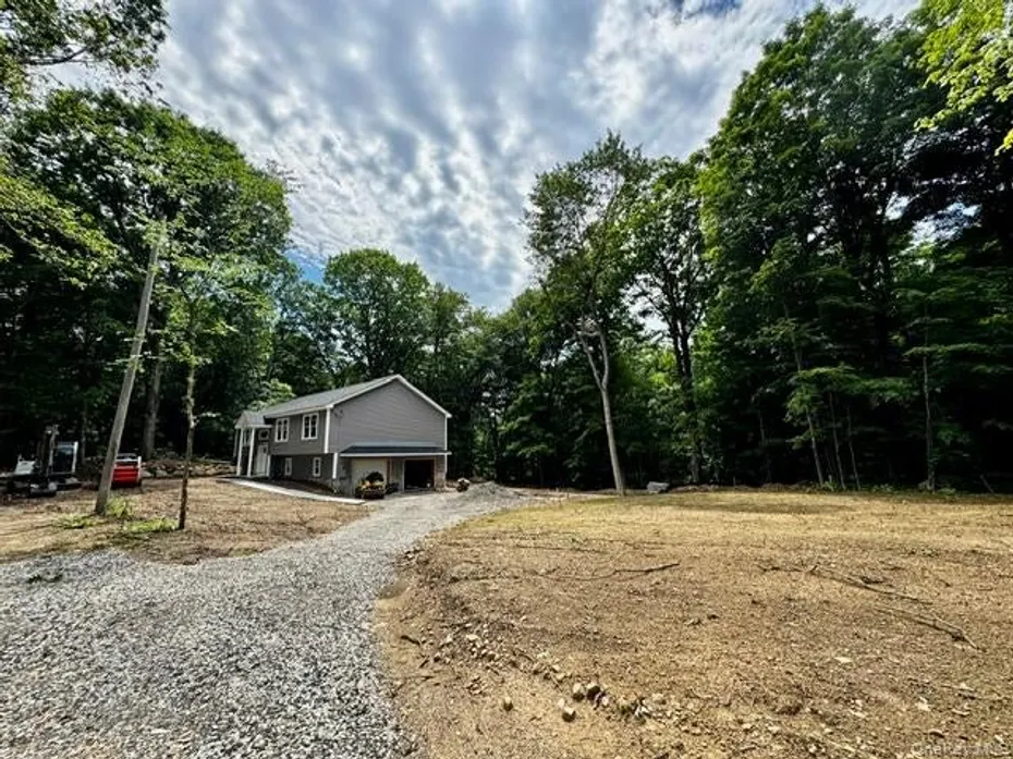 4 Webster Place Photo 35