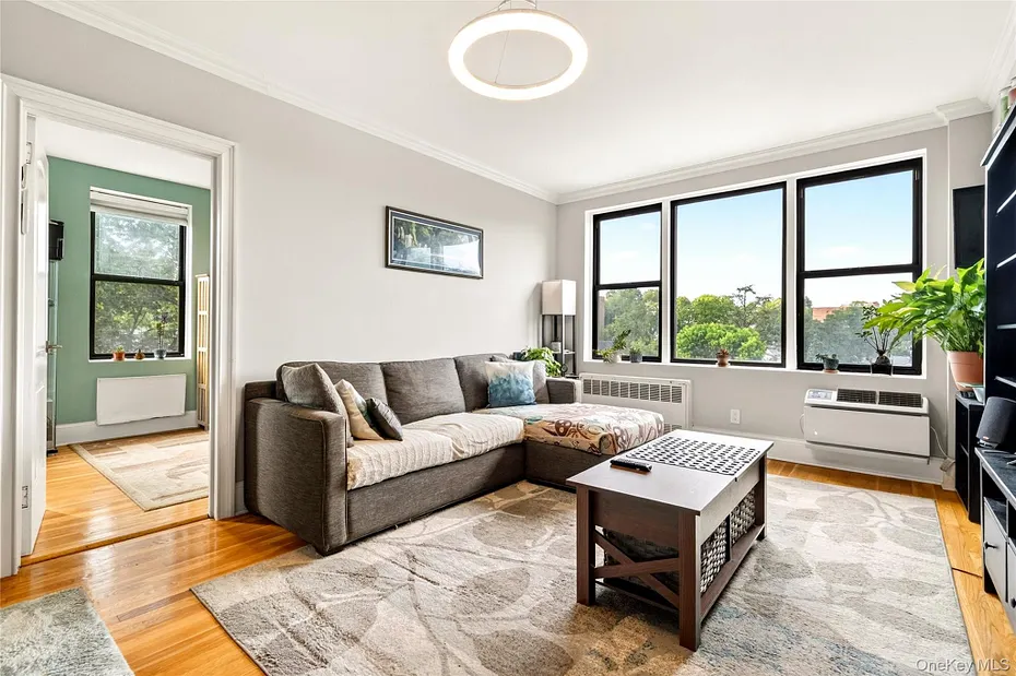 575 Bronx River Road  #6C Photo 12