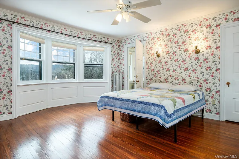6 Westridge Road Photo 42