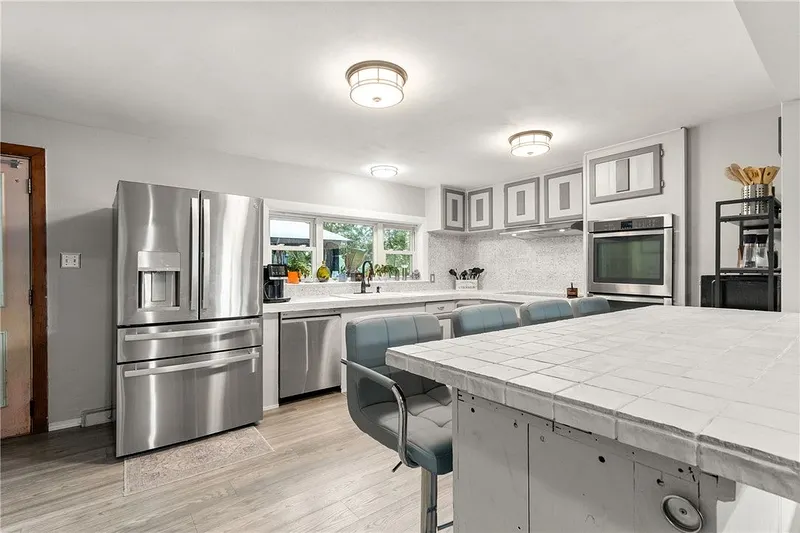 30 Lockwood Road Photo 13