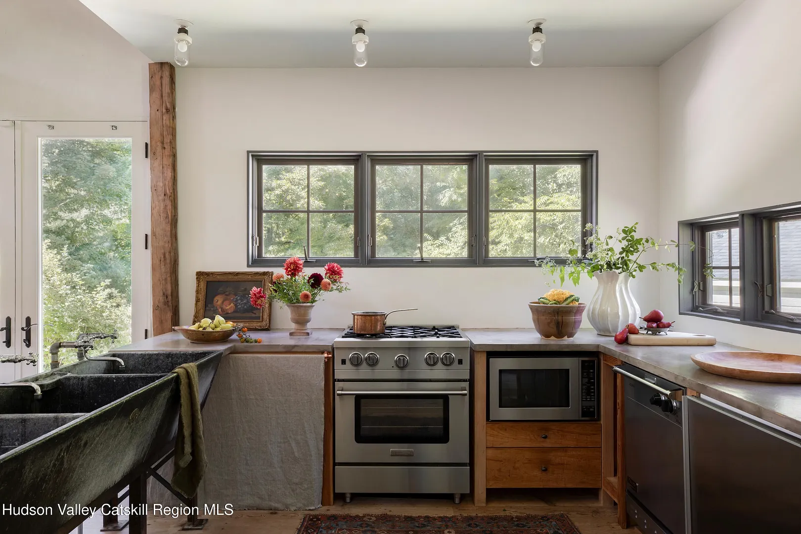 16 Bachus Road Photo 44