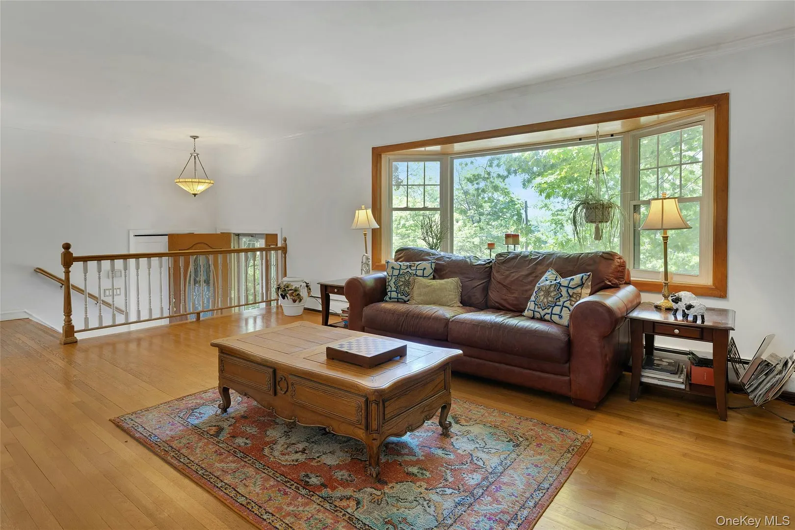 8 Woodland Road Photo 6