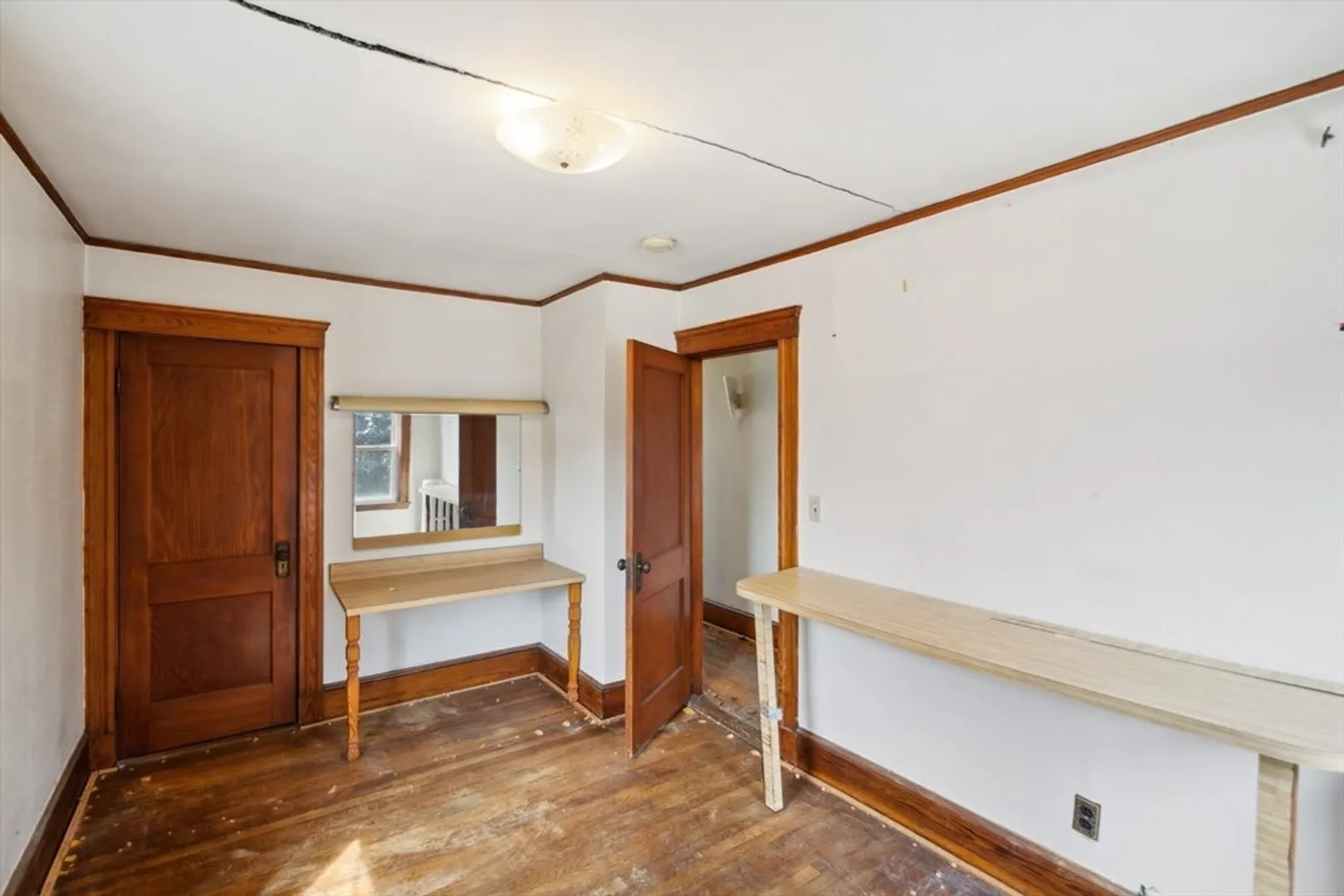 64 Bates Ave Photo 19