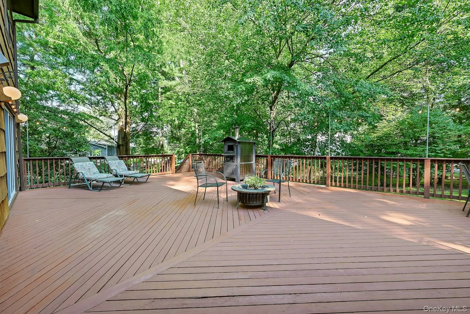 19 York Drive Photo 40