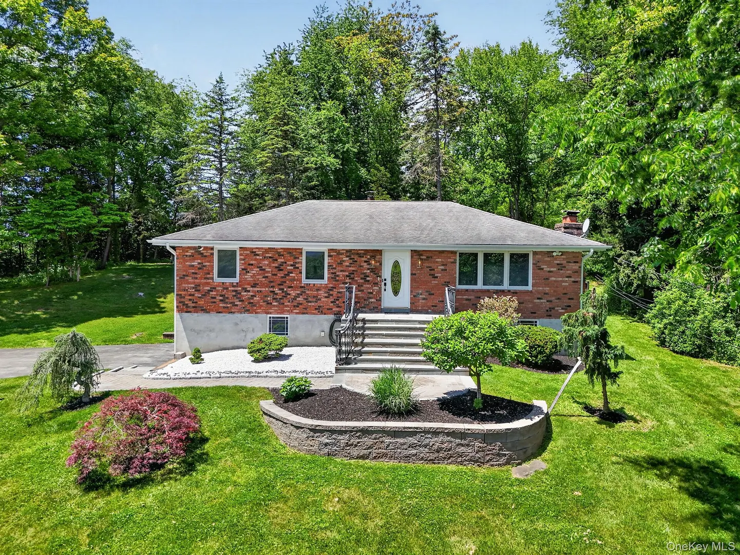 21 Crest Court Photo 1