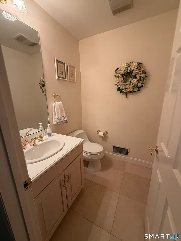 918 Rock Rimmon Road Photo 7