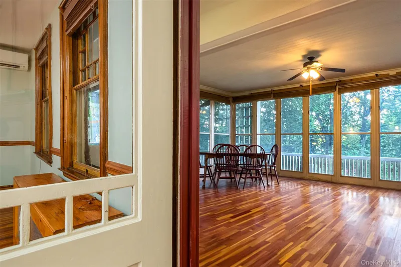 6 Westridge Road Photo 23