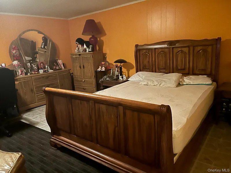 107 Sneden Place W #107 Photo 35
