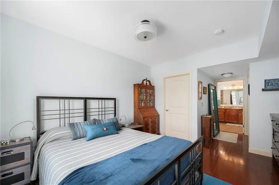 333 Atwells Avenue  #206 Photo 16
