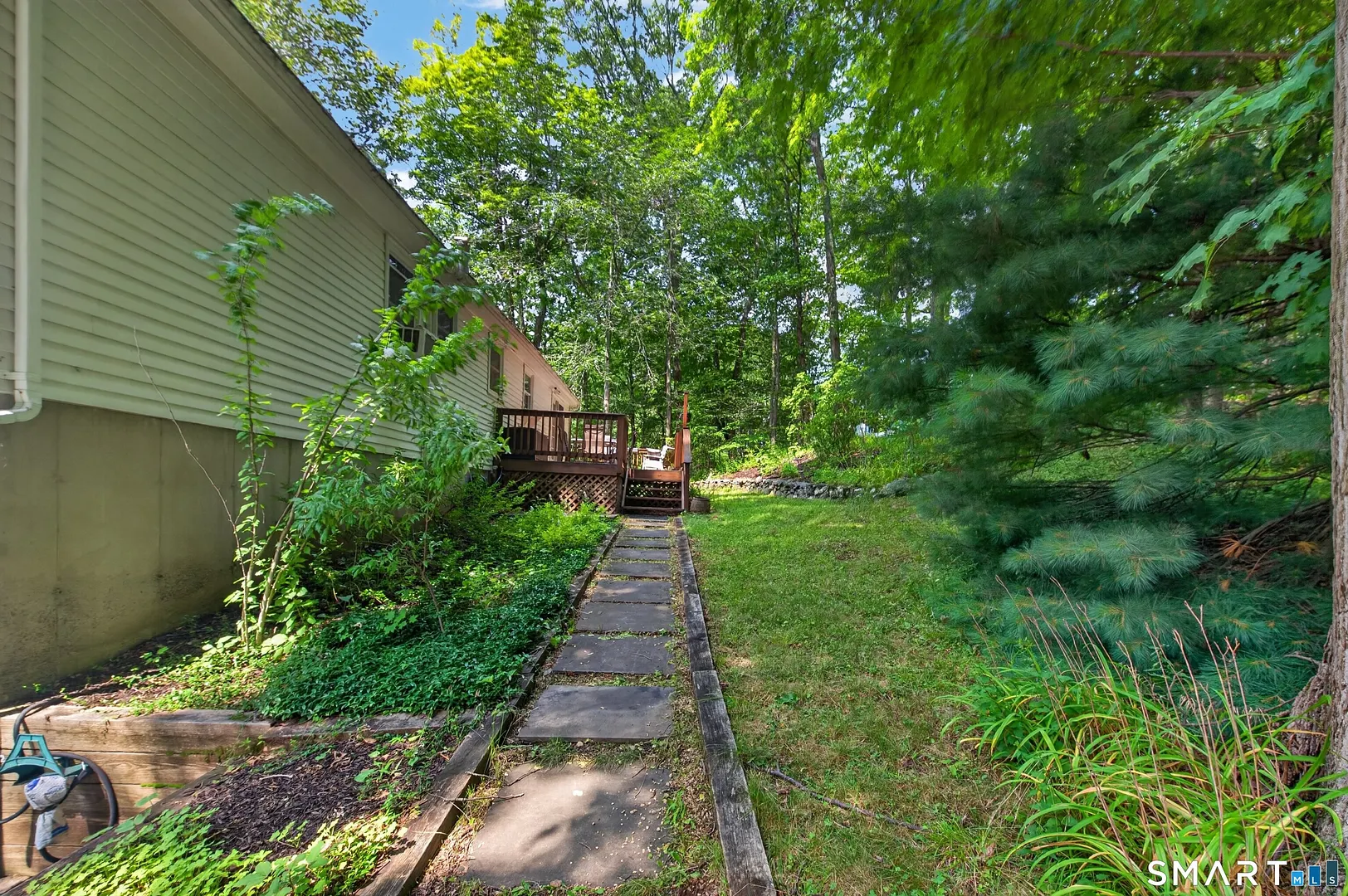 123 Janeway Drive Photo 4