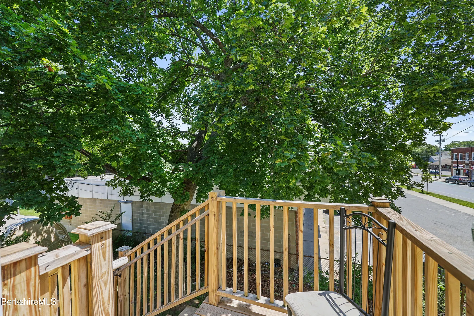 271 Tyler St Photo 22
