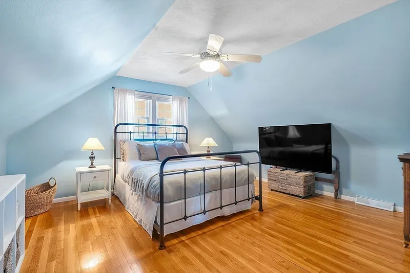 45 Kent Dr Photo 12