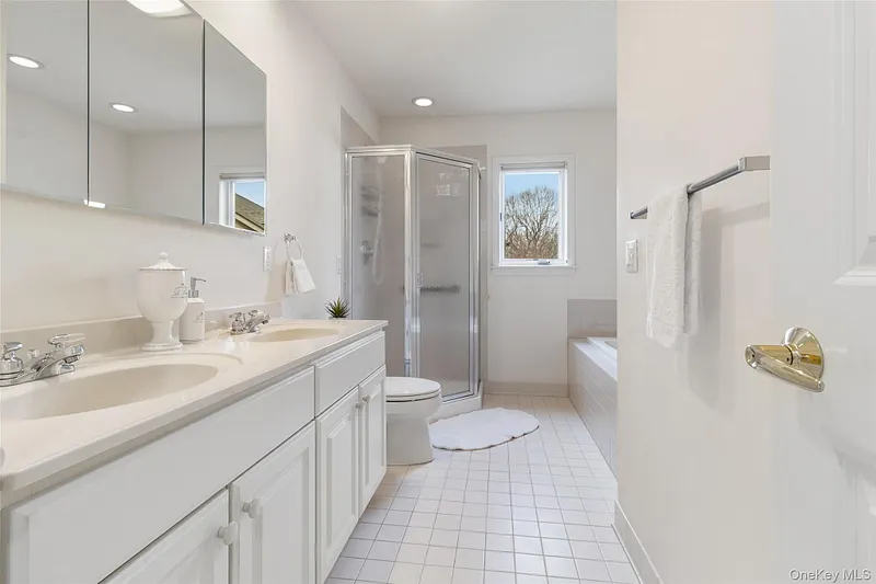 415 Heritage Hills Drive  #D Photo 16