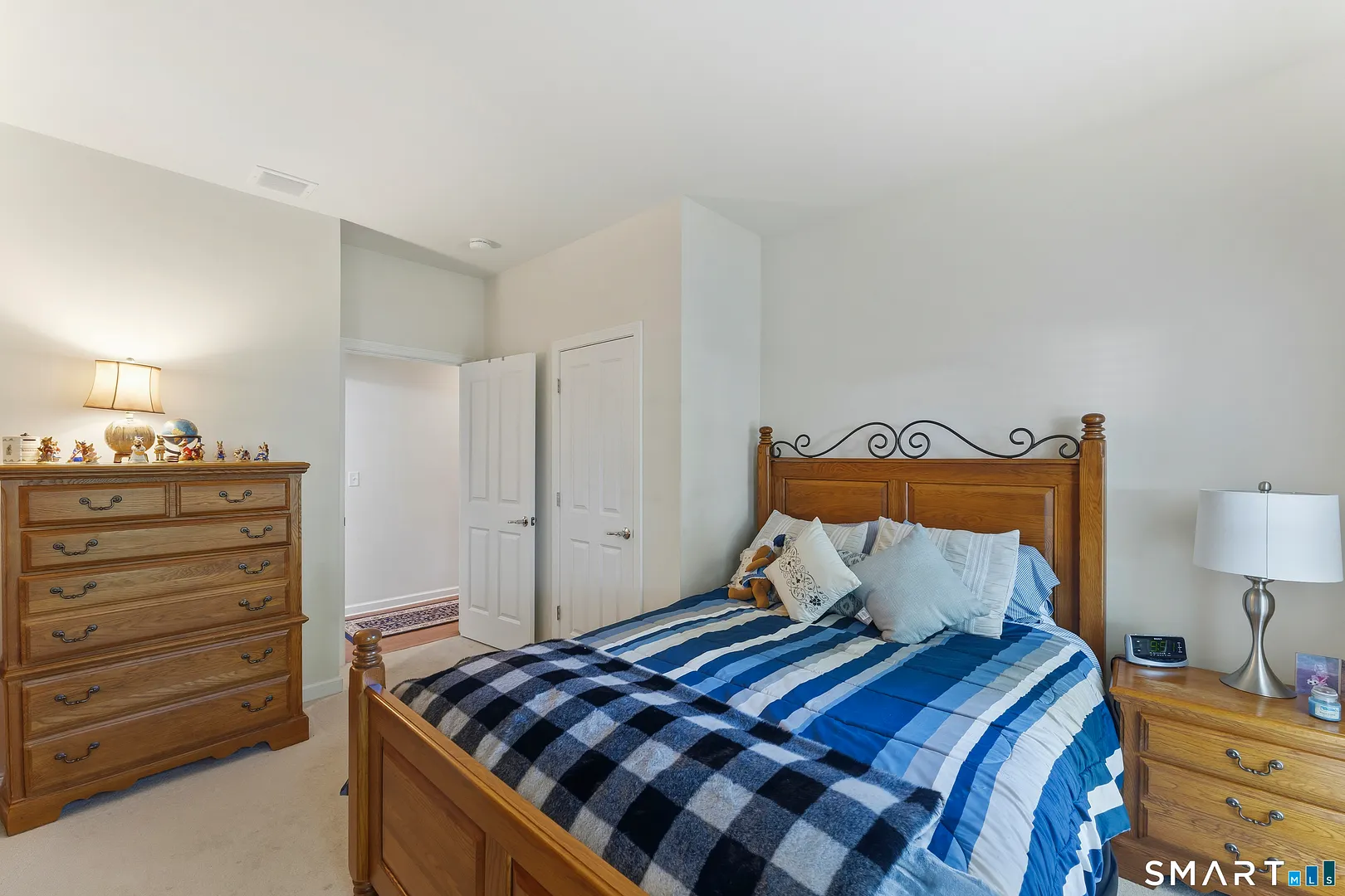 567 Inverness Court #567 Photo 9