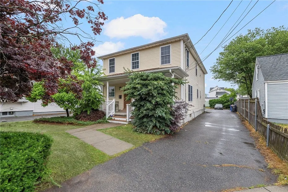 22 Aiken Street Photo 22