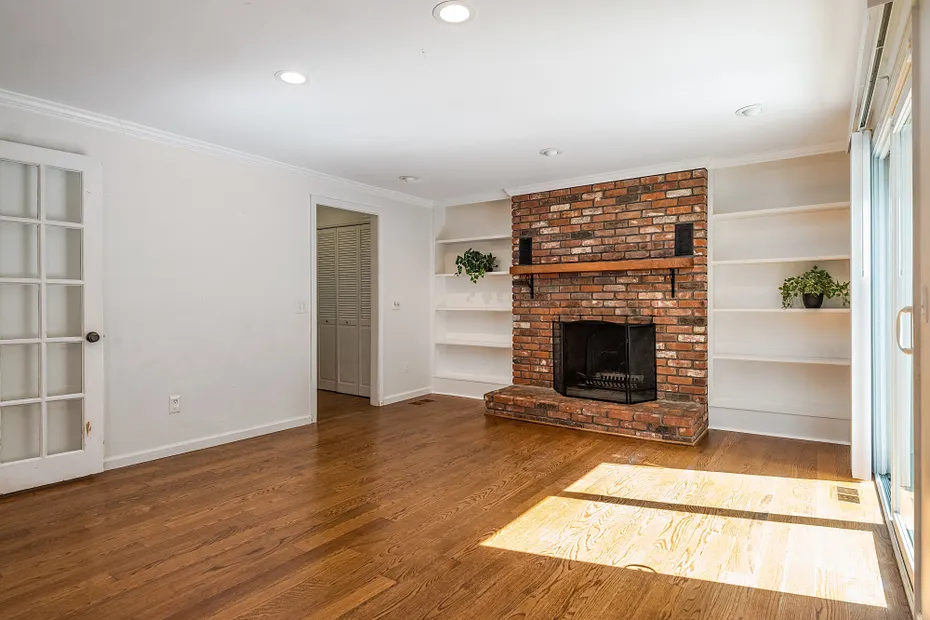 29 Flat Rock Hill Road Photo 2