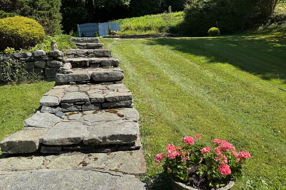 720 Town Hill Road Photo 25