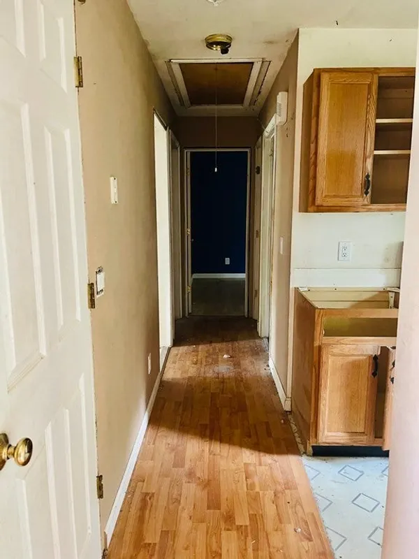 4 Hill Lane Photo 9