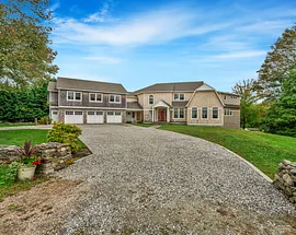 8 Montauk Avenue