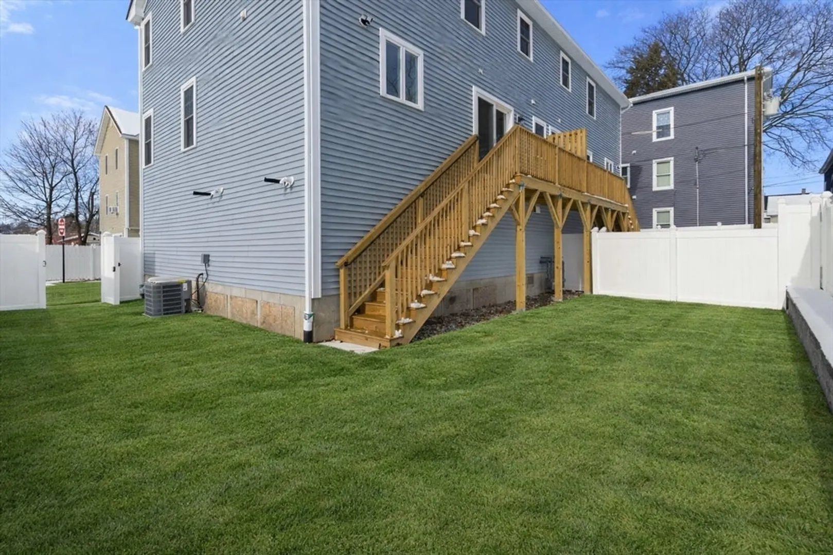 2 Lodi St  #A Photo 26