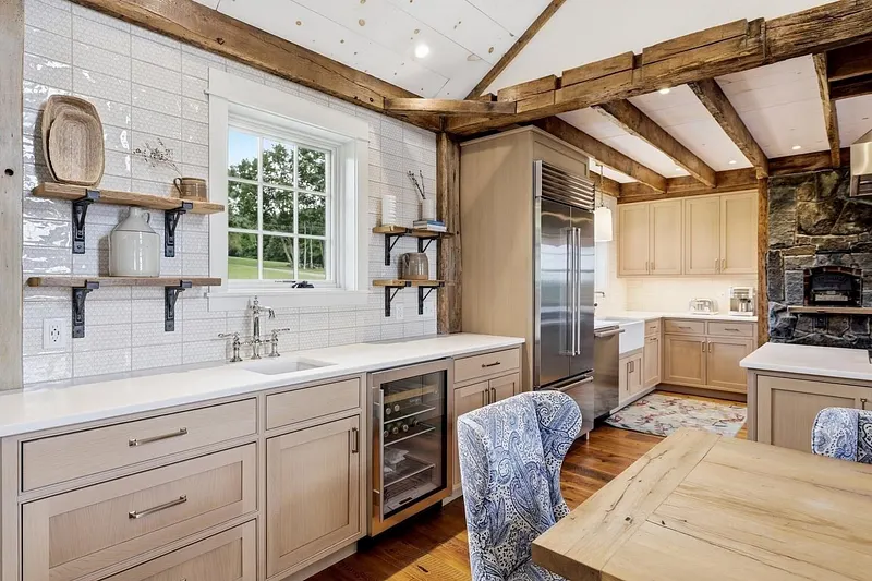 54 Patten Road Photo 11