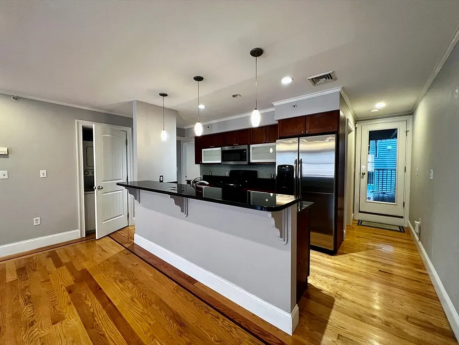 24 Mitchell Street  #1 Photo 3