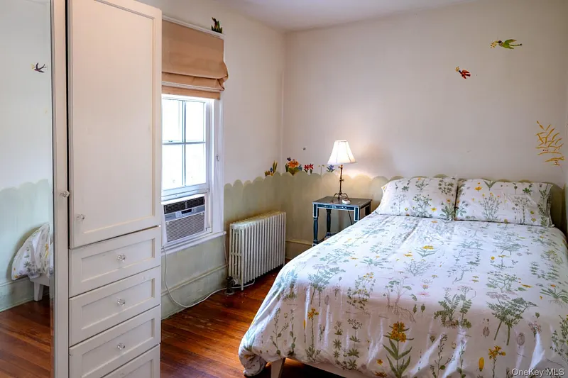 23 Clinton Avenue Photo 24