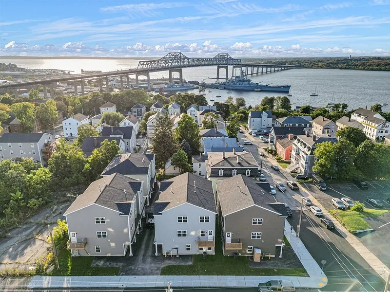 206 Durfee St. #1B Photo 8
