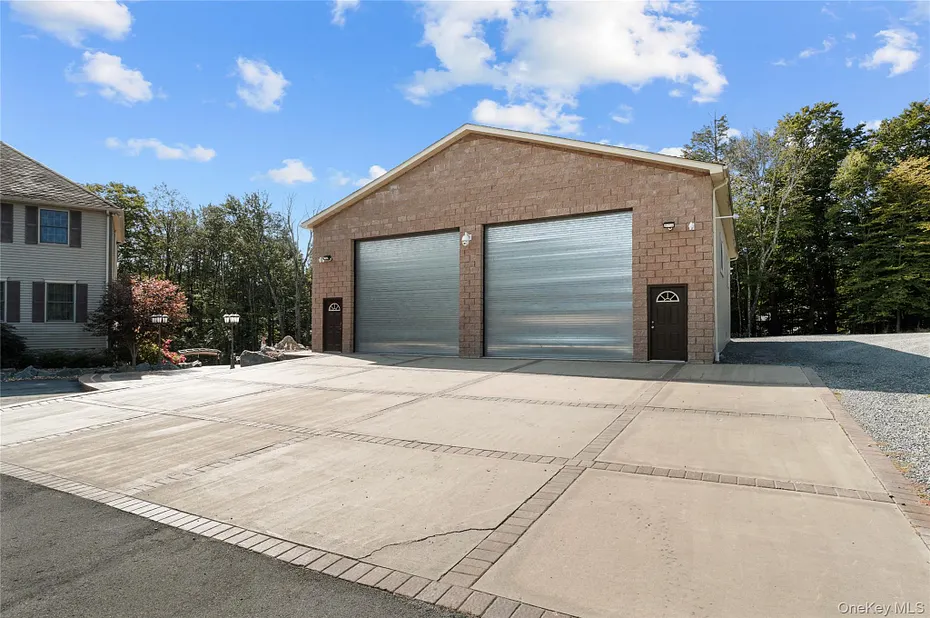 210 Grey Road Photo 7