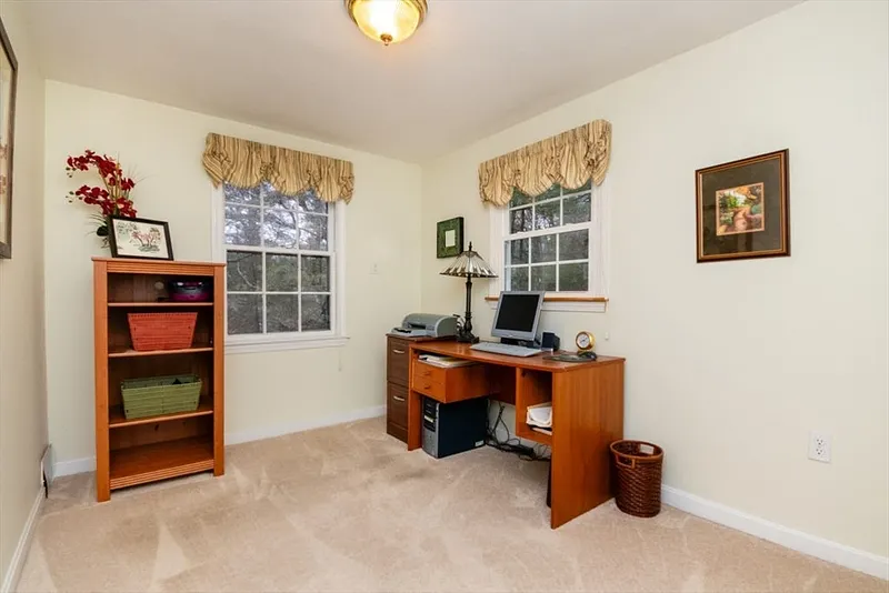 20 Eleanor Rd Photo 26