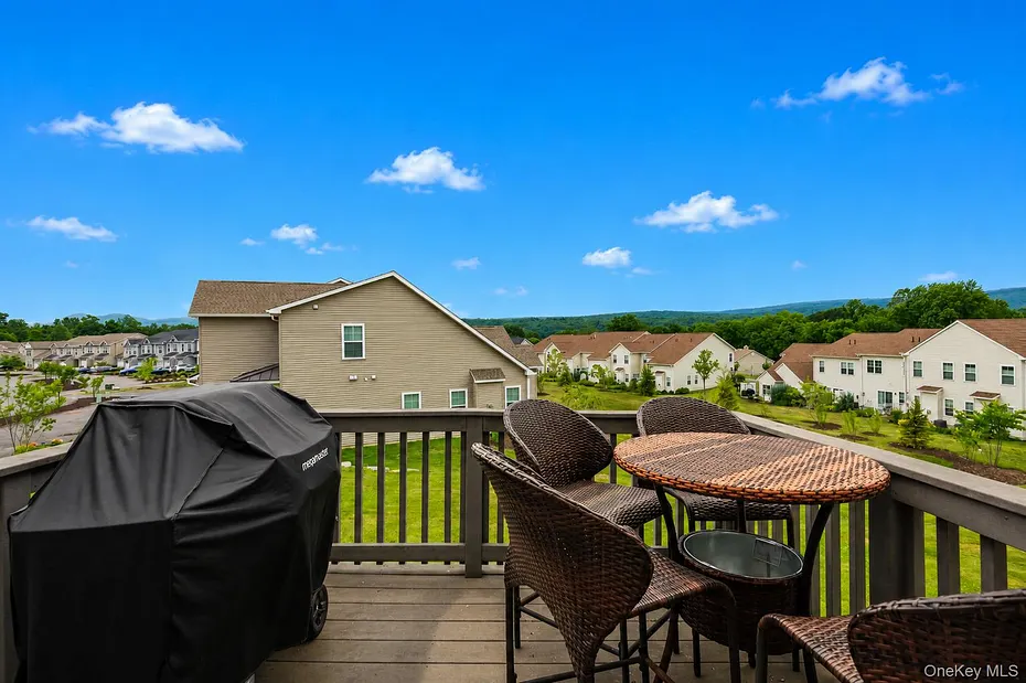 320 Hudson View Terrace Photo 9